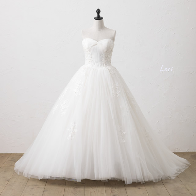 weddingdress-princess-line_tulle-lace_levi_front